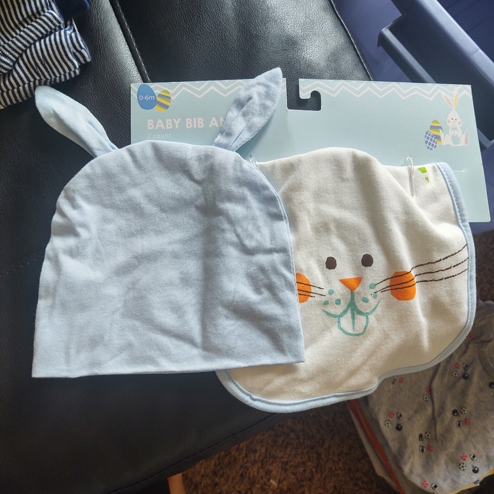 Bunny hat & bib